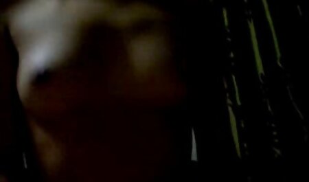Las chicas caminan desnudas por las calles de la peliculas porno completa en español latino ciudad