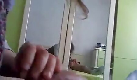 Joven ver porno audio latino asiática llorando sale de la jaula a través de una follada brutal